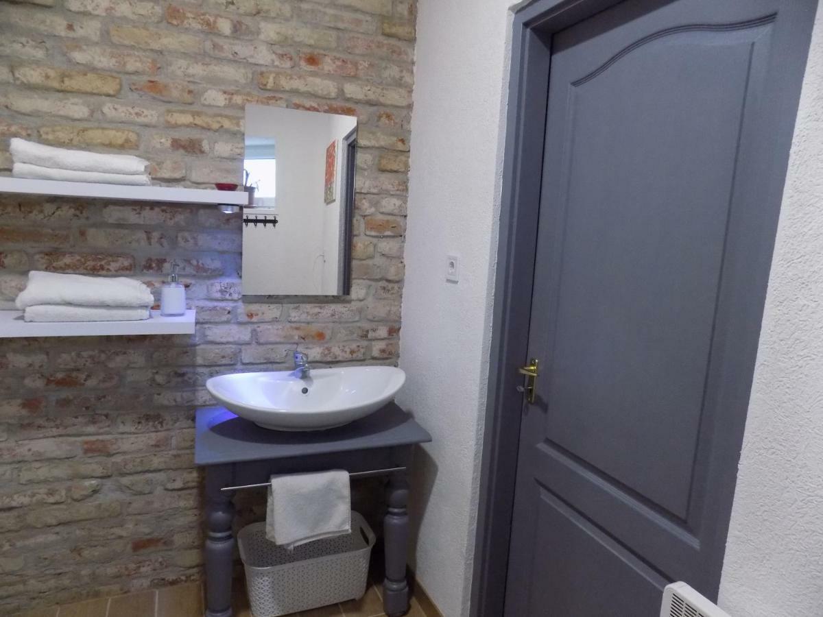 Koller Apartmanház Sárvár Exteriér fotografie